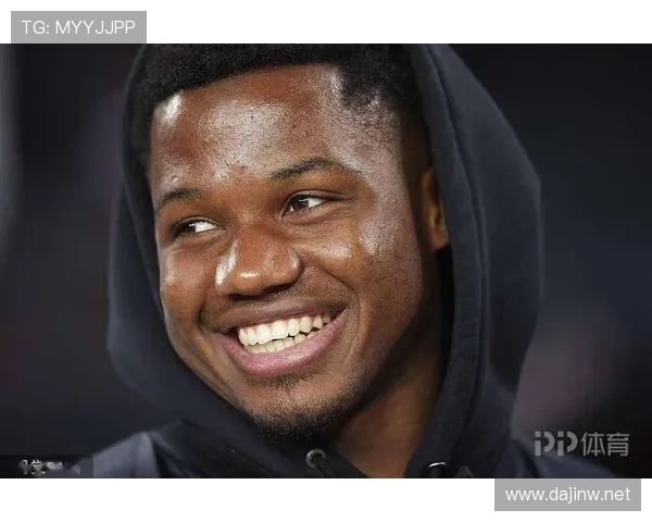 完成复出,法蒂:很高兴回来,让我们继续加油 完成复出,法蒂:很高兴回来,让我们继续加油